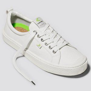 CARIUMA OCA LOW canvas shoes in Off-White in size 6.5